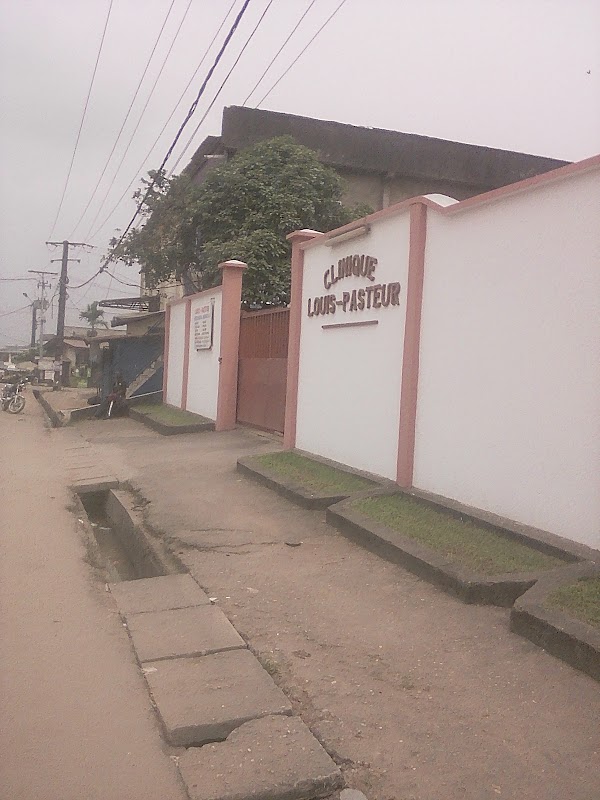 Louis Pasteur Clinic - Photo 7