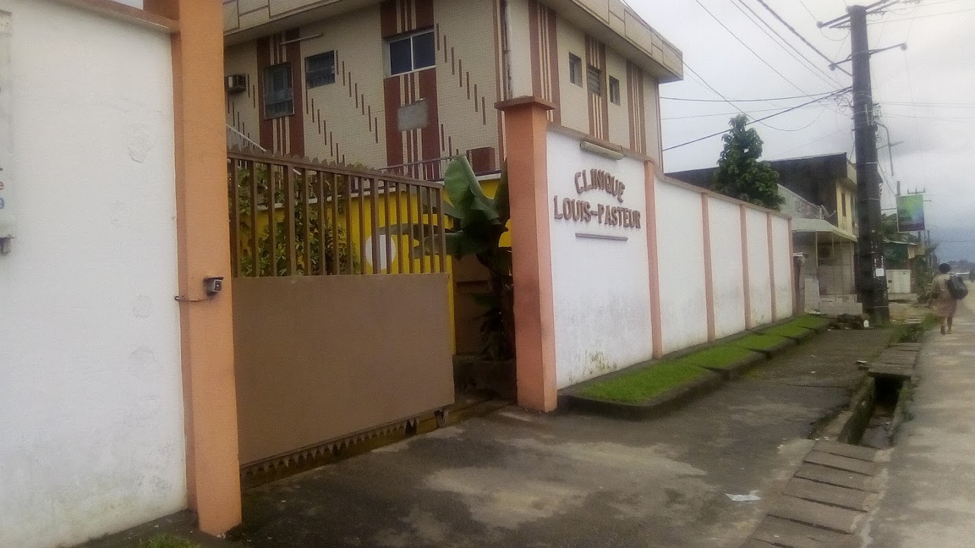 Louis Pasteur Clinic - Photo 5