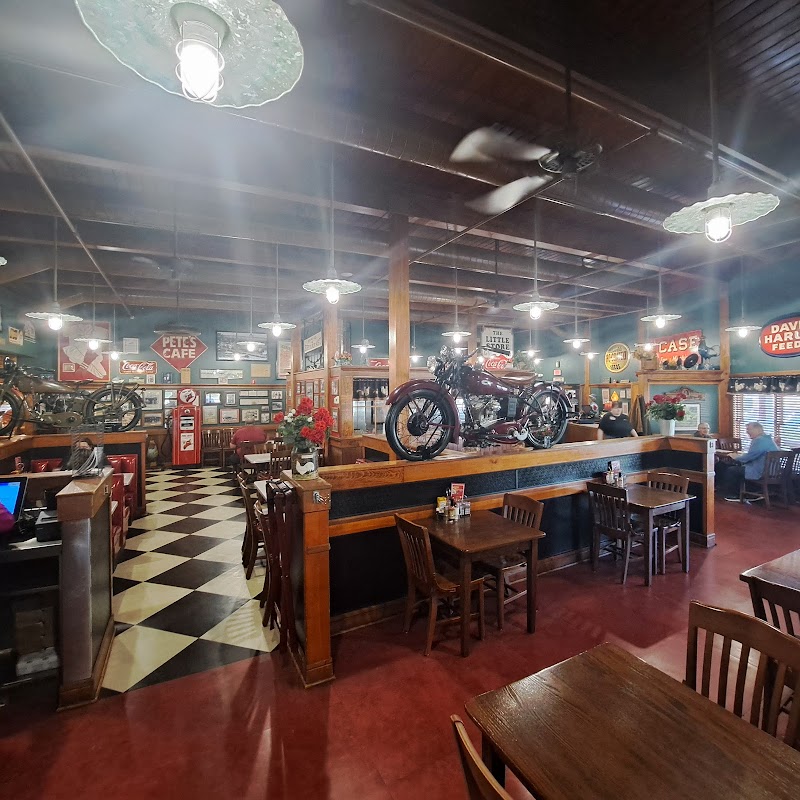 Corner Cafe Riverside photo 4