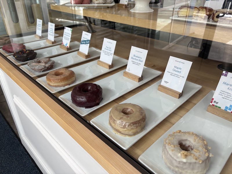 Blue Star Donuts photo 4