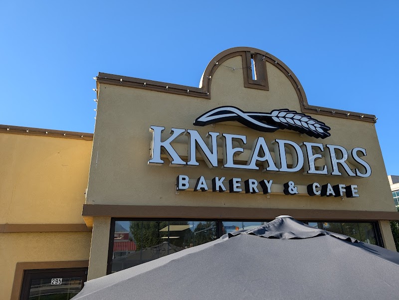 Kneaders Bakery & Cafe photo 1