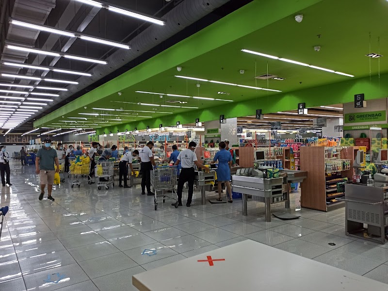 SM Supermarket Aura