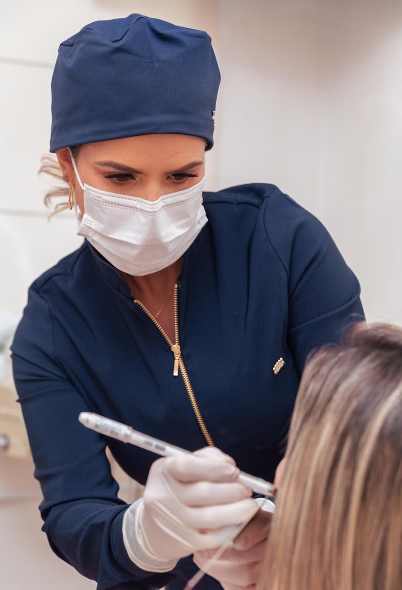 Dra. Camila Viana, Dentista - foto 5