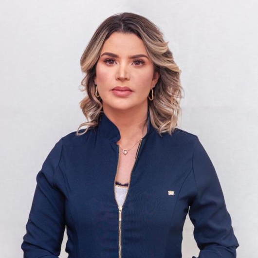 Dra. Camila Viana, Dentista - foto 4