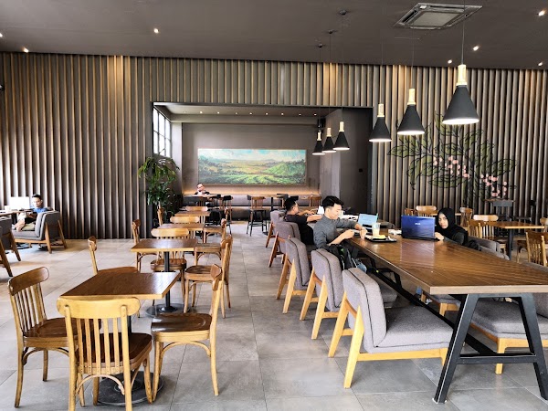 Starbucks Amanjaya DT - Photo 1