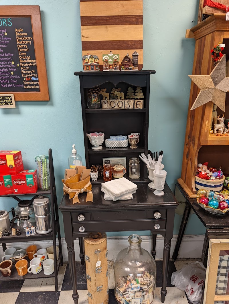 Mocha Moose Coffee & Antiques photo 4