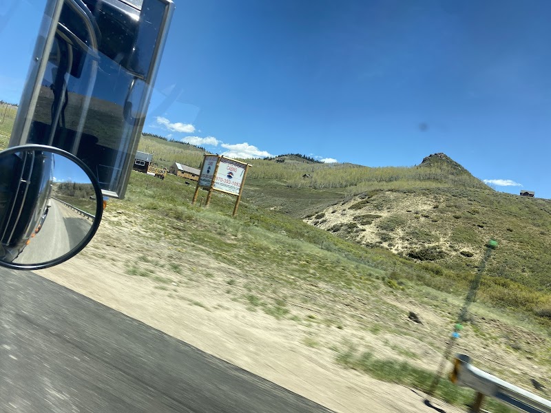 Bear Mountain Outfitters - Photo 4