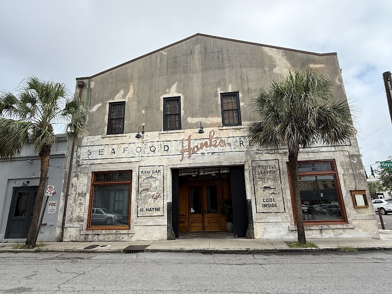 Hank's Seafood Restaurant photo 3