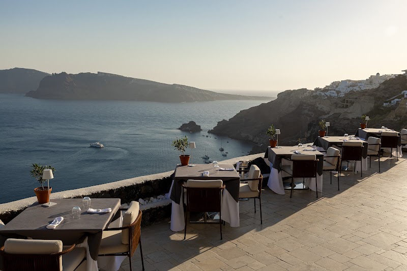 Petra Restaurant Bar