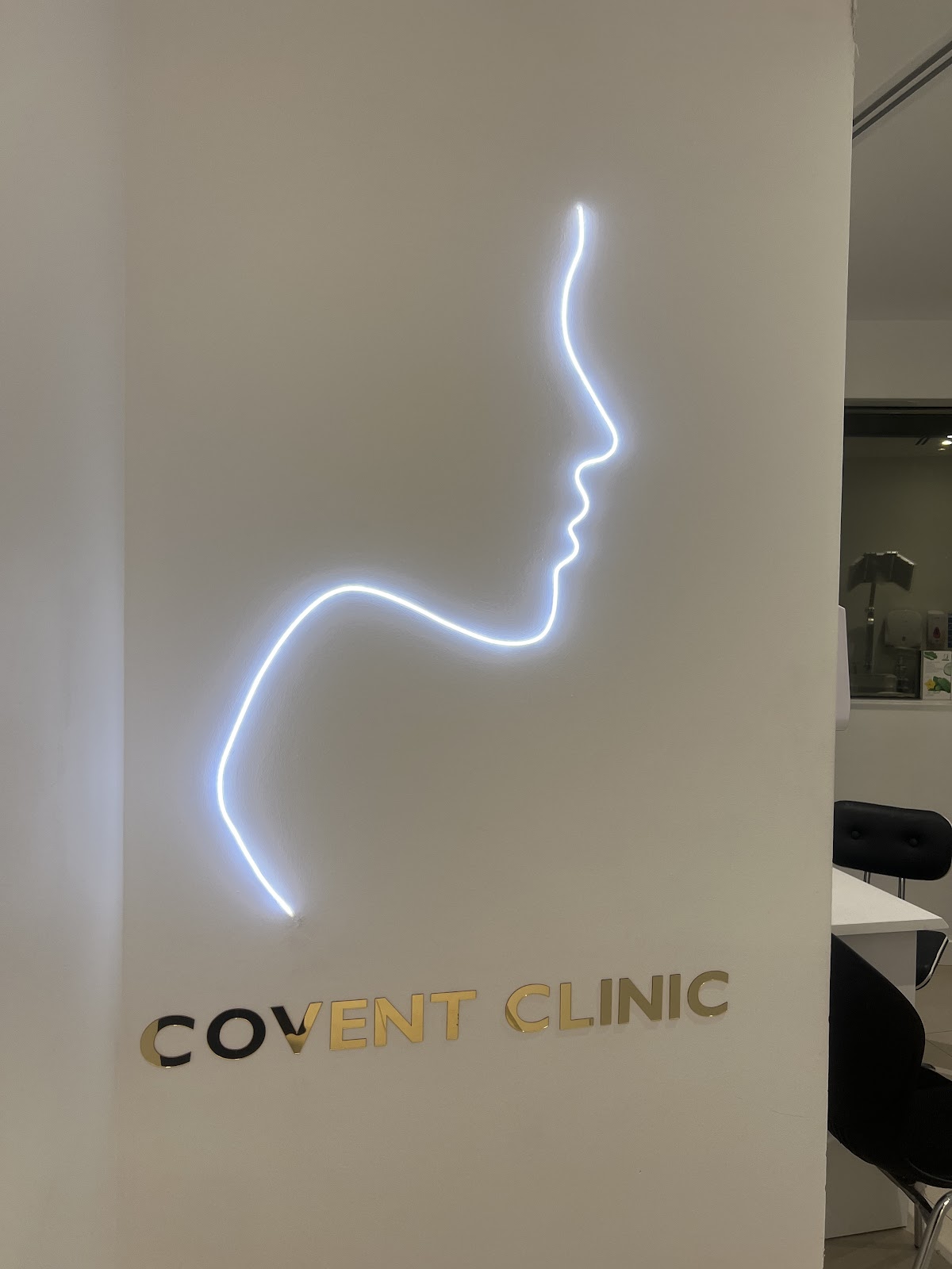 Covent Clinic 3