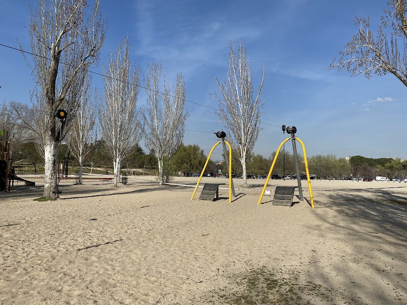 Área de Juegos Infantiles