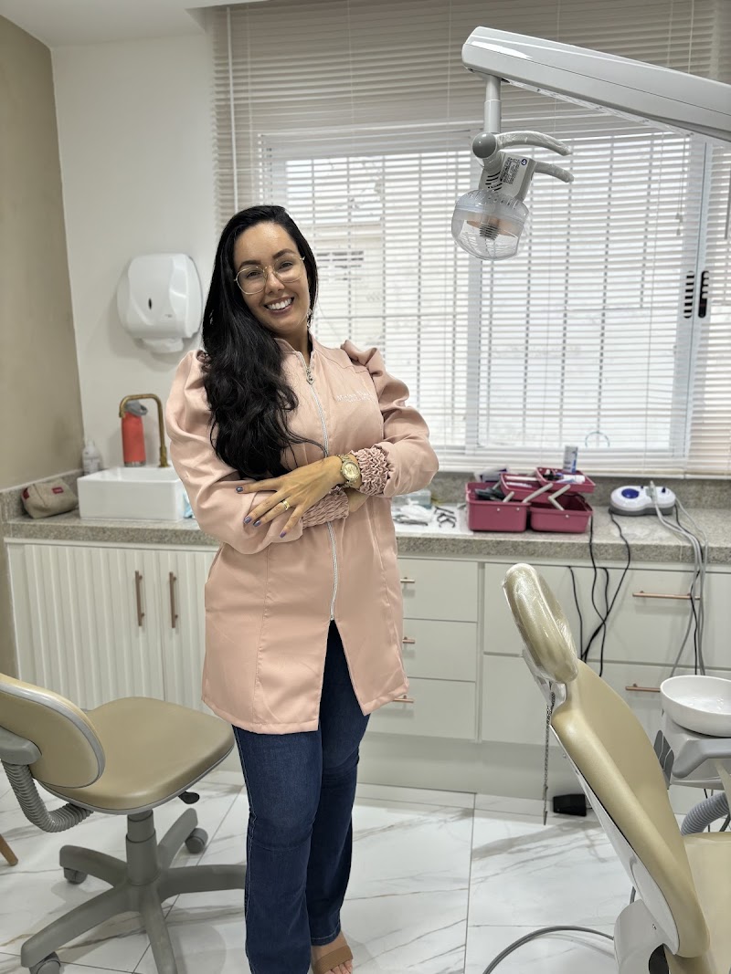 Dra. Maíra Viana Ortodontista - foto 2