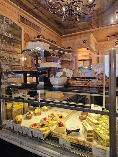 Balthazar photo 5
