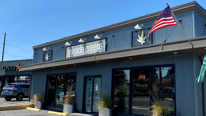 Video tour of Miracle Greens Dispensary retail environment