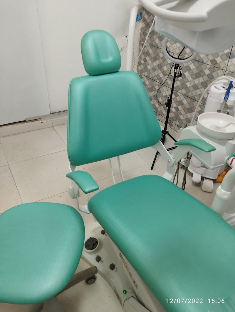 Consultório Dentista Dra Ana Carolina | Clareamento dental - foto 3