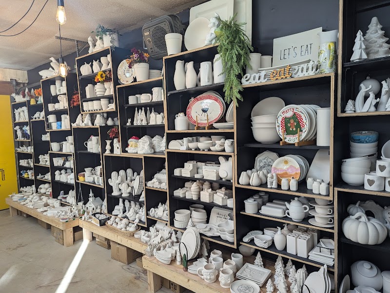 OUTSIDE the BOX - Art Studio