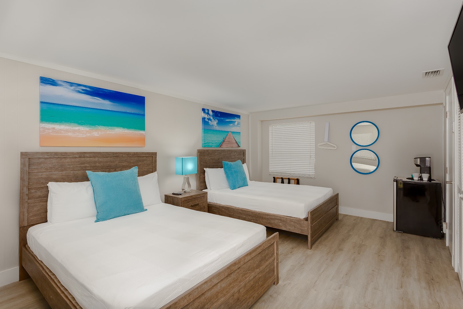 Driftwood Motel & Suites photo 2