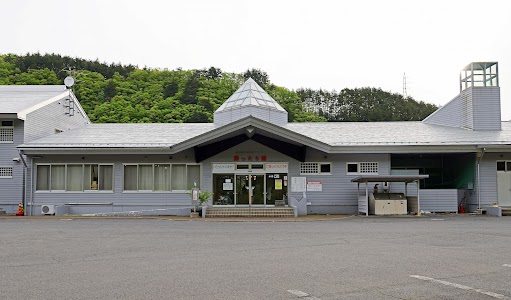 リバーパークにいさと 湯ったり館