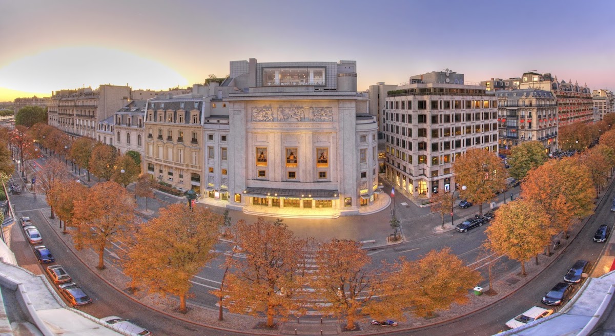 Théâtre des Champs-Elysées, vue extérieure