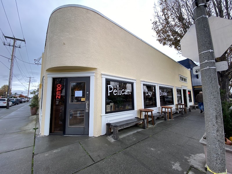Pelican Bay Books & Coffeehouse photo 1