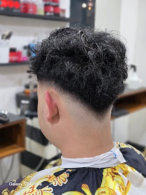 Barber Clips and Cuts photo 3