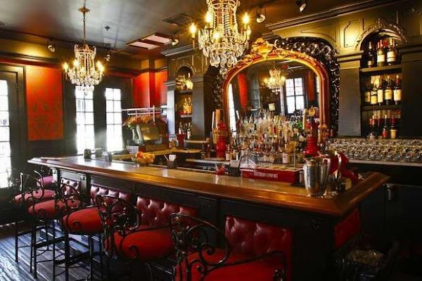 VILLAGE ANCHOR PUB & ROOST exterior