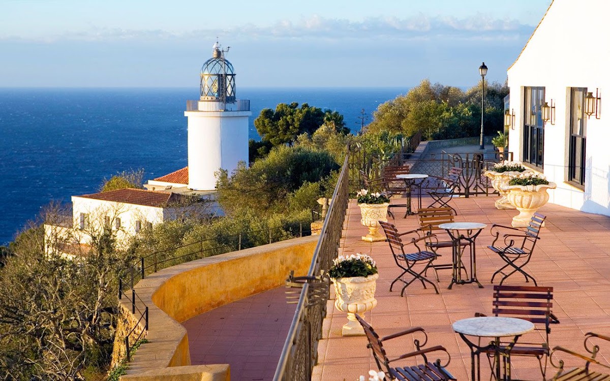 Isabella's Llafranc, dog-friendly hotel in Costa Brava