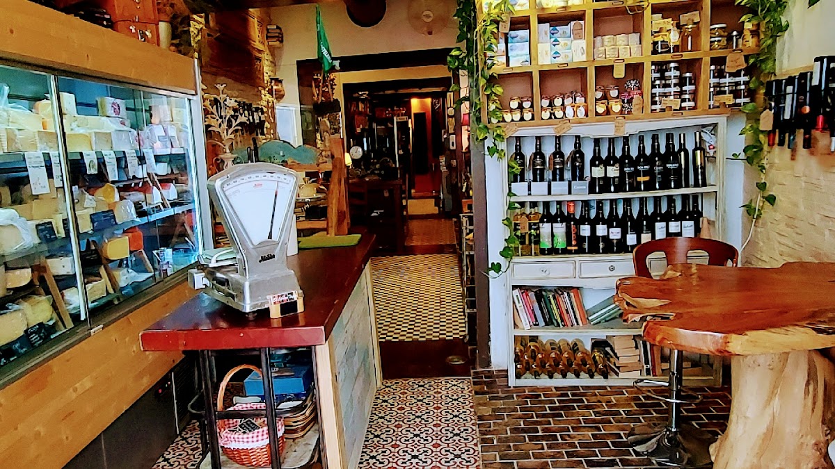 El Librero Tapas Y Quesos in seville