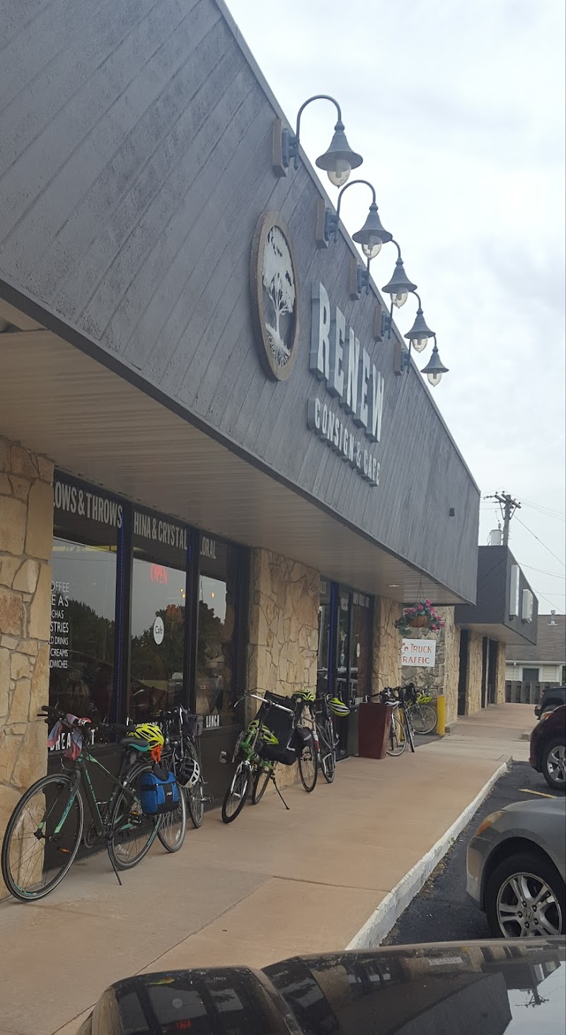 Renew Consign & Pie Cafe photo 1