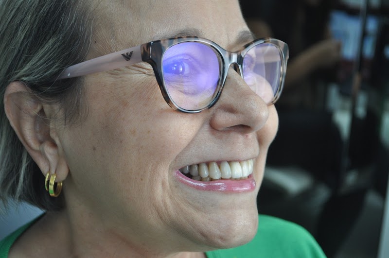 Dra Kárin Borges | Facetas em Resende - foto 2