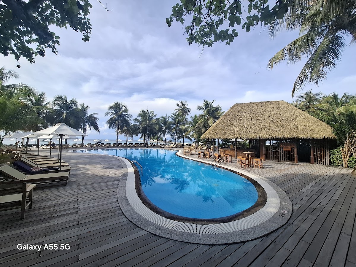 Kuredu Island Resort & Spa — 4