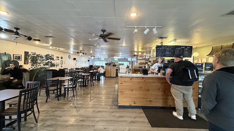 Coffeehouse in Uptown Normal photo 4