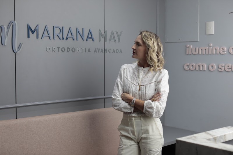 Mariana May | Ortodontista em Florianópolis e especialista em alinhadores invisíveis | SouSmile | Invisalign| - foto 3