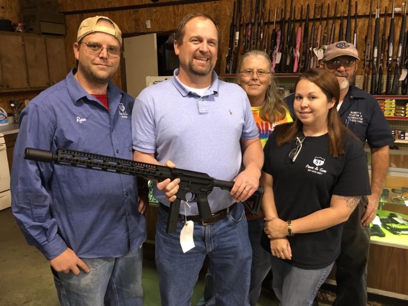51 Pawn & Gun photo