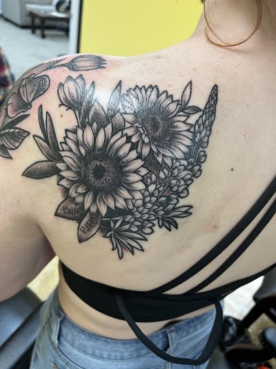 Texas Rose Social Club tattoo parlor in Conroe, TX