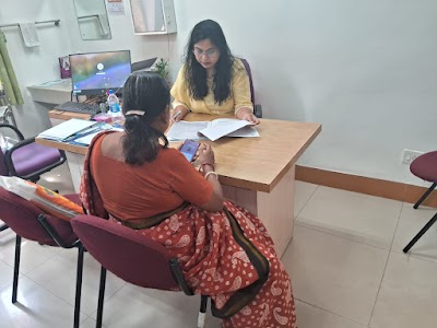Dr. Sofia Sultana | Best Obstetrician, Gynaecologist and infertility Specialist in Bilaspur | Apollo Hospitals