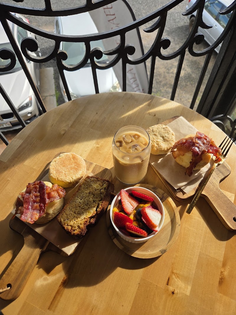 Hala Tree Cafe photo 3