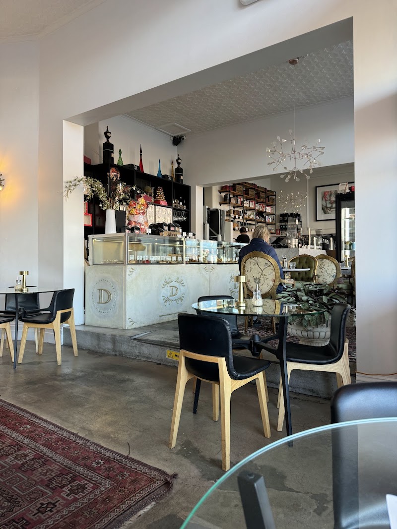 Daci & Daci Bakers New Town