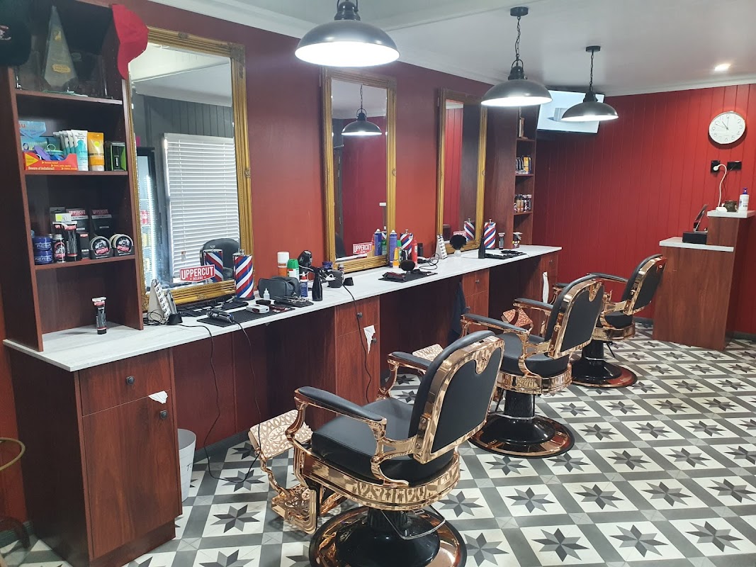 Lucky Phil's Barber Shop photo 1