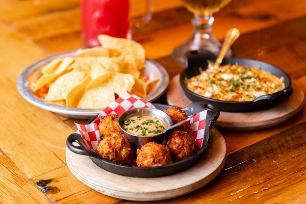 Photo by The Eagle Oxmoor