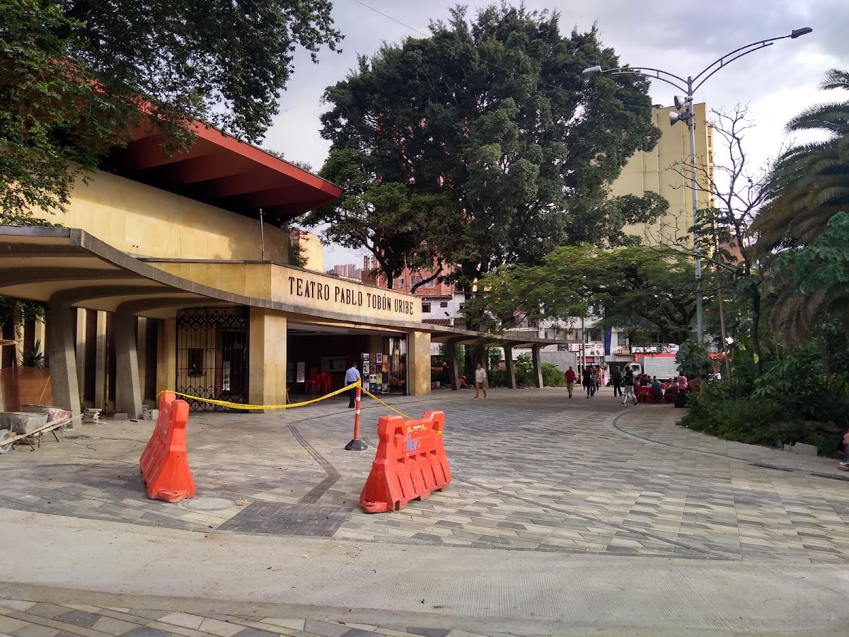 Teatro Pablo Tobón Uribe