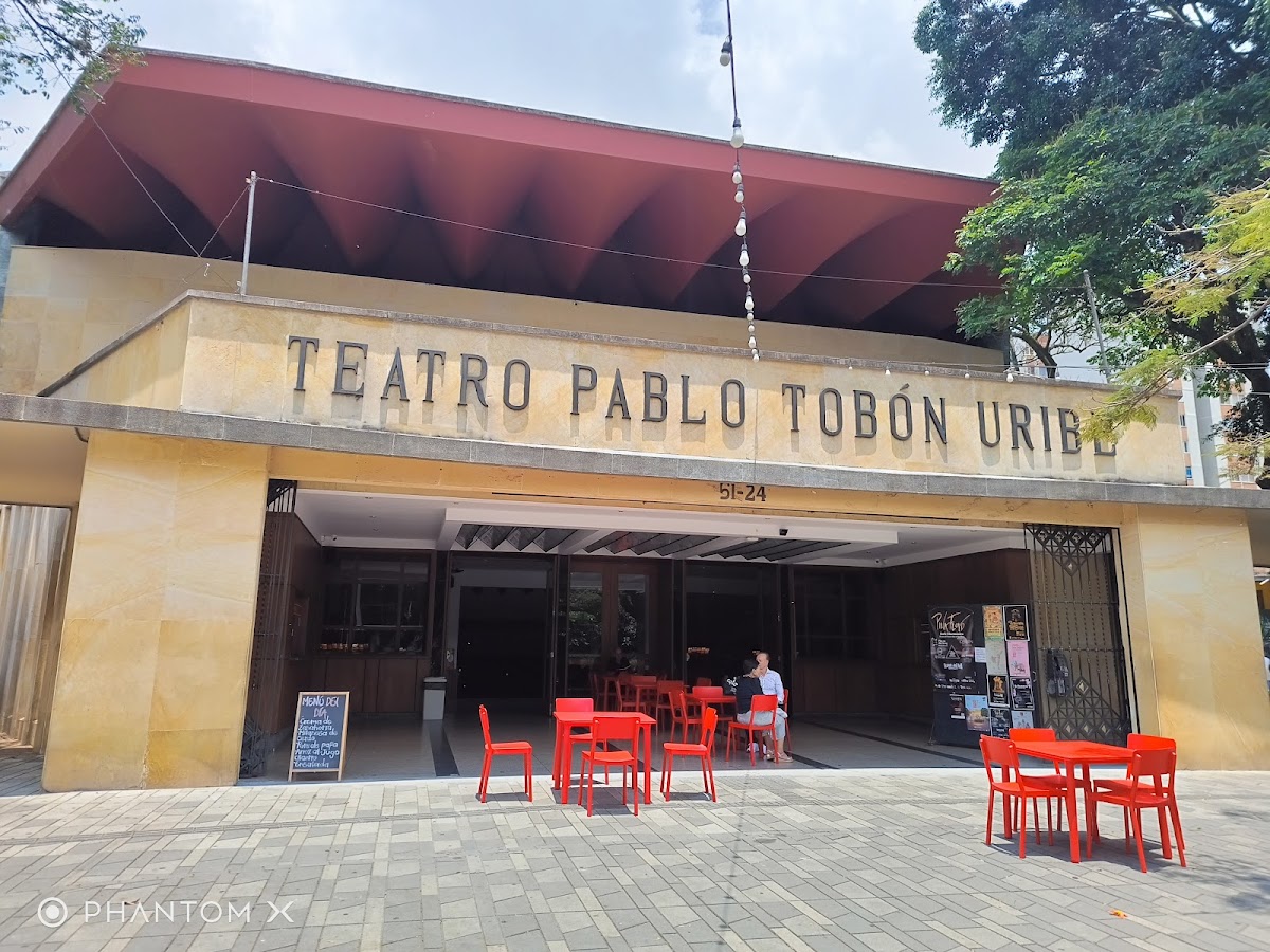 Teatro Pablo Tobón Uribe