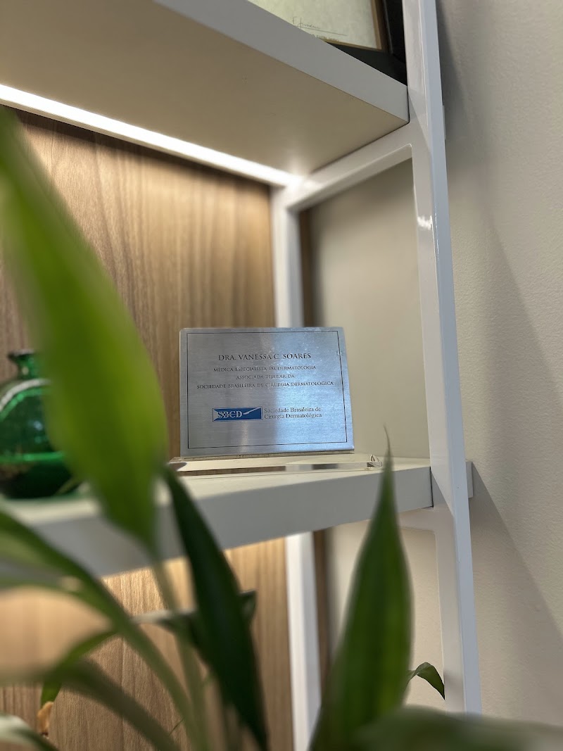 Foto de Dra. Vanessa Soares - Dermatologista especializada em Tricologia