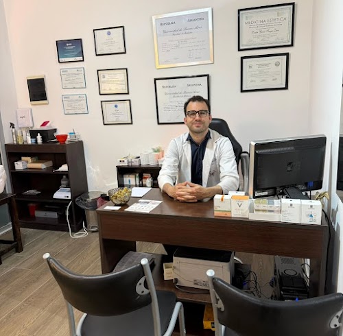 Dermatología - Dr. Luca Garin Troyer - Médico dermatólogo logo