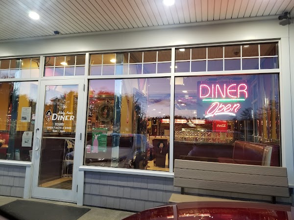 Mary Ann’s Diner