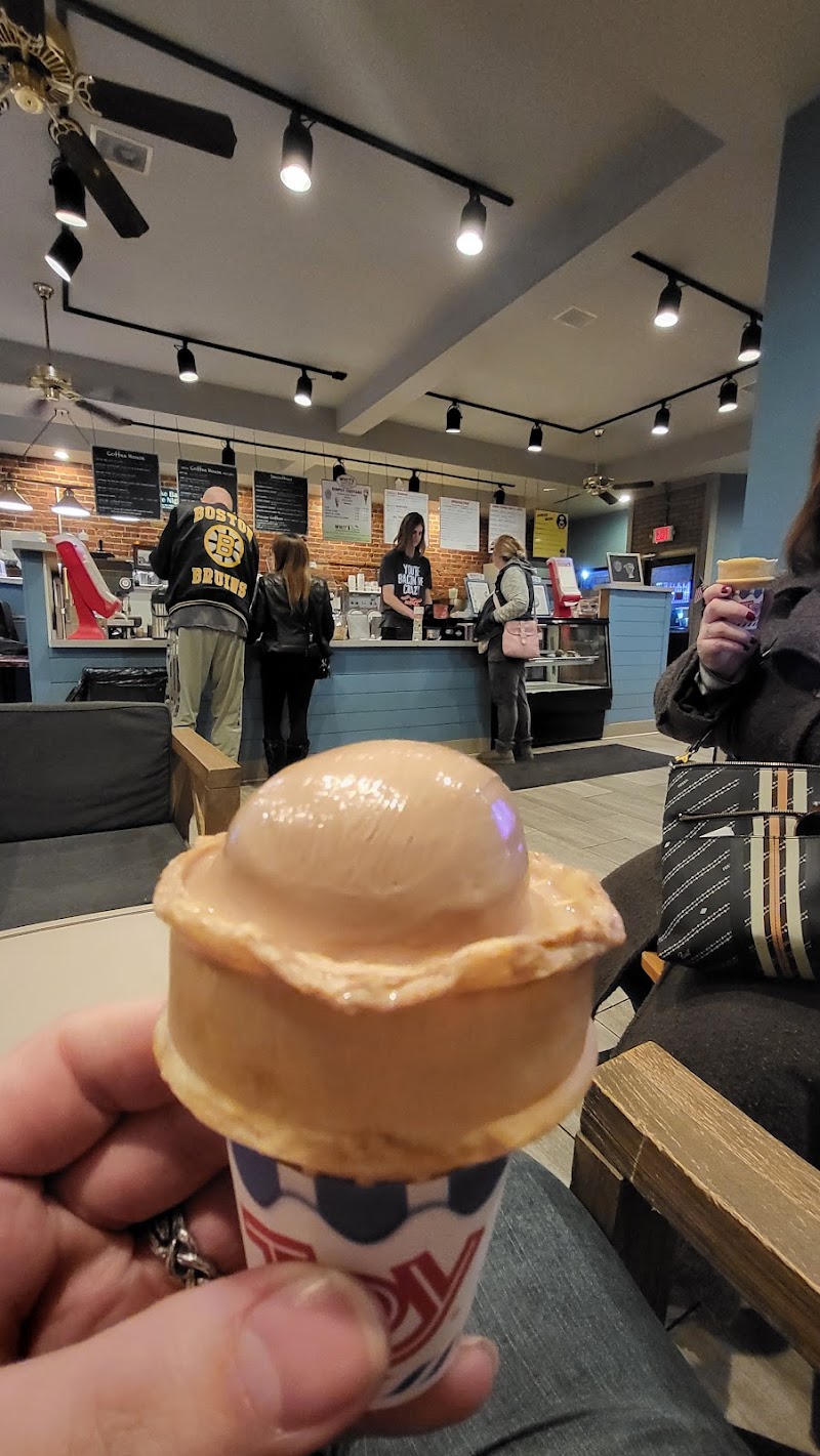 Whit's Frozen Custard photo 2