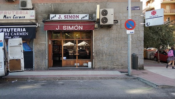 Bar J. Simon
