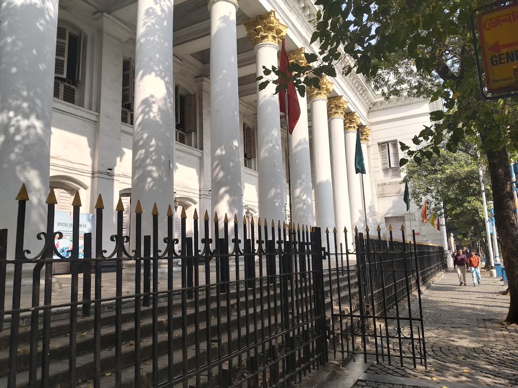 Dalhousie Square — photo 1
