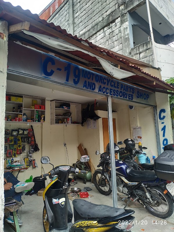 C-19 motor shop