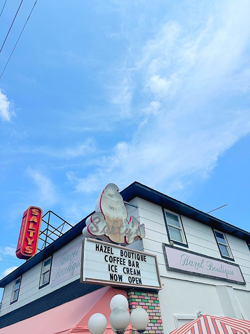 Hazel Boutique & The Hazelnut Café photo 3